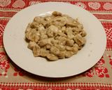 Foto del passaggio 10 della ricetta Gnocchi fatti in casa con zucca e farina di castagne al burro e parmigiano reggiano