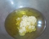 Foto langkah ke 2 dari resep Minyak Bawang Putih.
