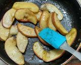 A picture of step 1 of Apple stone crumble crust.