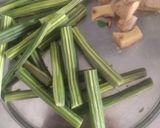સરગવા નો સુપ (Drumstick Soup Recipe In Gujarati) રેસીપી સ્ટેપ1ફોટો