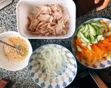 Hình bước làm 3 của món Nộm tai heo cóc non