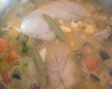Foto del paso 7 de la receta: Pollo a la olla con verduras y patata