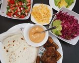A picture of step 2 of Strawberry salmon taco.