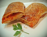 Foto del paso 8 de la receta: Hojaldre de queso y sobrasada