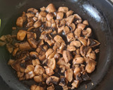 Foto del paso 2 de la receta: Champiñones al limón y tomillo