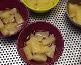 Une image de l'étape 3 de Muffins à l'ananas et aux noix.
