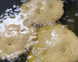 રવા મેંદાની પૂરી (Rava Mendani Puri Recipe in Gujarati) રેસીપી સ્ટેપ2ફોટો