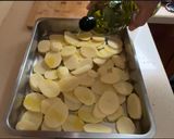 Foto del paso 2 de la receta: Huevos rotos con langostinos