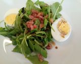 A picture of step 1 of Rocket, egg and pancetta salad.