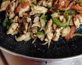 মেক্সিকান চিকেন টাকোস(Mexican chicken tacos recipe in Bengali) রেসিপির ধাপ 5 ছবি