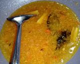 Foto langkah ke 4 dari resep Ayam Kemangi Bumbu Kuning Pedas.