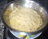Foto del paso 1 de la receta: Espaguetis con gambas a la asiática