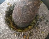 A picture of step 1 of Raw Tamarind chutney.