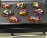 A picture of step 5 of Easter Eggs Nests.