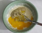Foto langkah ke 2 dari resep Banana pluffy pancake.