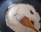 আনারসের কেশরী হালুয়া (Pineapple kesar halwa recipe in Bengali) রেসিপি ধাপ - 1 ছবি