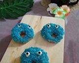 Foto langkah ke 4 dari resep Donat maizena elmo.
