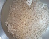 A picture of step 1 of Mash daal Dahi barey.