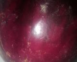 A picture of step 1 of Fried Aubergine.