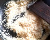 A picture of step 2 of Turkey Semolina Halva.