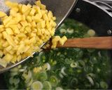 Foto del paso 5 de la receta: Sopa de cebollines