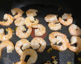 Foto langkah ke 2 dari resep Thai Prawn salad.