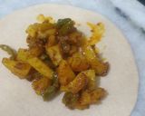 A picture of step 2 of Tandori Parantha.