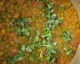 ஆலு மட்டர் கிரேவி (Aaloo mattar gravy recipe in tamil) ரெசிபி ஸ்டேப் 4 புகைப்படம்