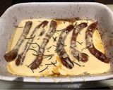 A picture of step 4 of Toad in the hole 🐸.