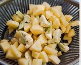 A picture of step 1 of Aloo gobhi.