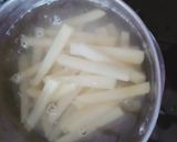 A picture of step 2 of Crispy fries 🍟🍟🍟😋😋.