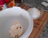 Foto del paso 1 de la receta Bizcocho de helado de vainilla con nueces