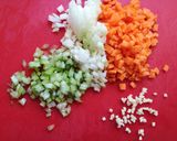 Foto del paso 1 de la receta: Pasta a la bolognesa rápida (multicooker 12 en 1)