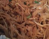 Foto langkah ke 4 dari resep Kwetiaw Goreng ala Chinnese Food.