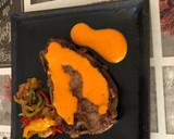 Foto del paso 2 de la receta: Entrecot de ternera con salsa de pimientos y guarnición de verduras