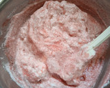 Foto del paso 2 de la receta: Mousse de frutillas 🍊🍓🍓🍓🍊🍊🍊🍊