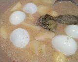Foto langkah ke 3 dari resep Semur Telur dan Kentang.