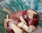 Foto langkah ke 2 dari resep Steam pork garlic/tim daging babi.