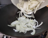 Foto del paso 1 de la receta: Calabacín salteado con cebolla (guarnición)