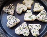 A picture of step 3 of Baked Bread Sesame Tikkis.