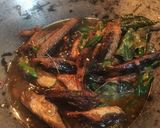 Foto langkah ke 3 dari resep Tumis pindang tongkol.
