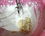A picture of step 2 of Oreo cream delight.