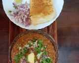 A picture of step 9 of Restaurant Style Paav Bhaaji in cooker.