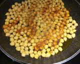 Foto del paso 1 de la receta Garbanzos salteados con verduras