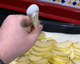 Foto del paso 4 de la receta: Manzana con hojaldre facilísimo