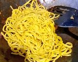 Foto langkah ke 4 dari resep Mie Nyemek Simpel Favorit Keluarga.
