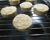 Foto del paso 5 de la receta Bizcochitos de melocotón con crema de yogurt (dietéticos)
