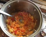Foto del paso 2 de la receta: Tallarines con salsa bologñesa
