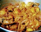 A picture of step 4 of Kakrar jhal / bengali style crab curry.