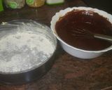 Foto del paso 4 de la receta: Bizcocho de chocolate con cobertura de nata y sirope
